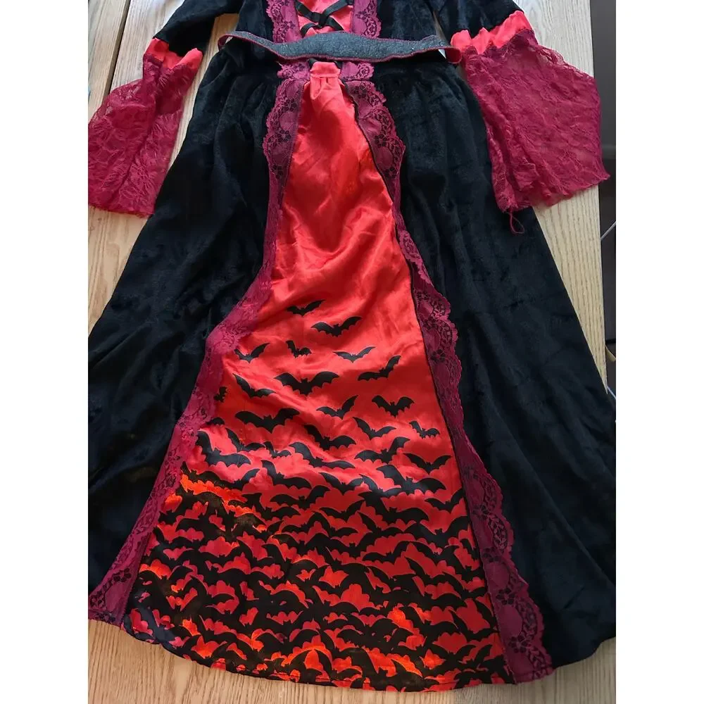 #4 Girls Vampress Halloween 🎃 Costume Gown Black Cat 🐈‍⬛ size Medium